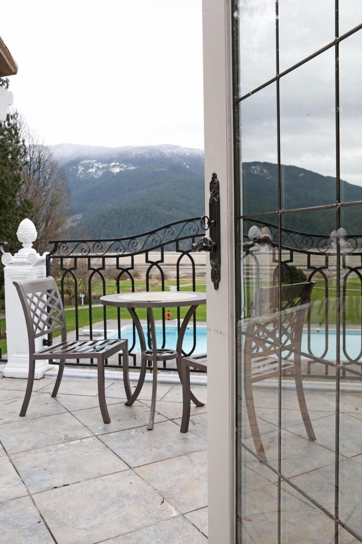 Harrison Mills Rowena'S Inn On The River מראה חיצוני תמונה